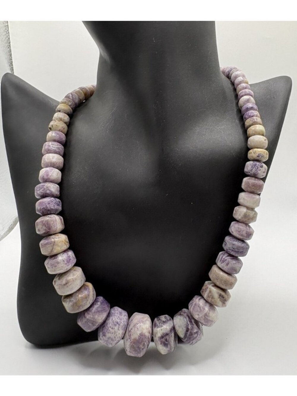 Jay King DTR Desert Rose Trading Charoite Beaded Purple Stone Necklace 120g